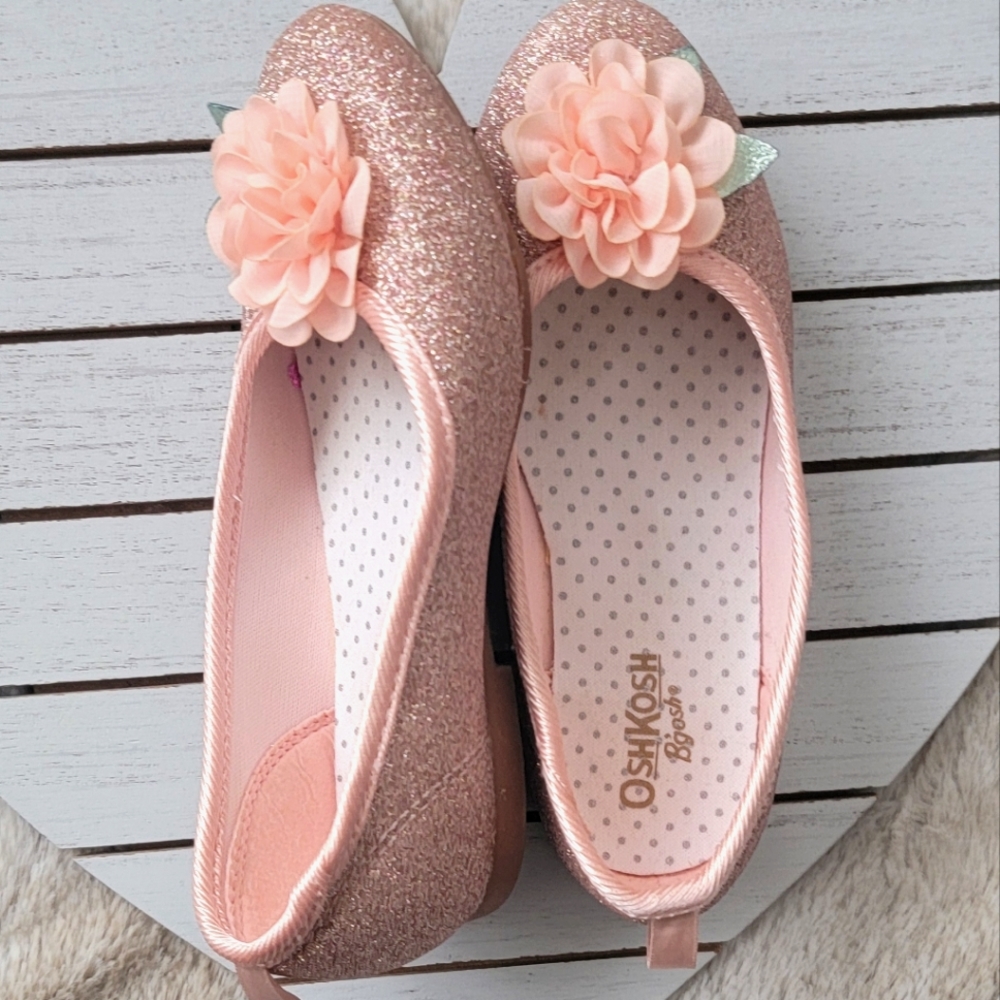 OshGosh Rose/Pink Glitter Ballerina Flat w/large flower applique SZ 11